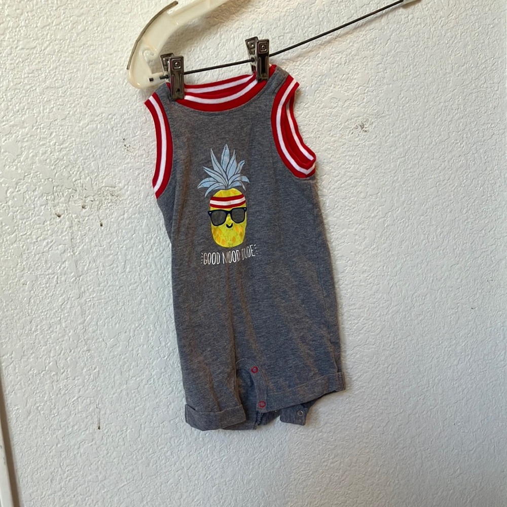Cat and jack sleeveless shortall 6-9 months